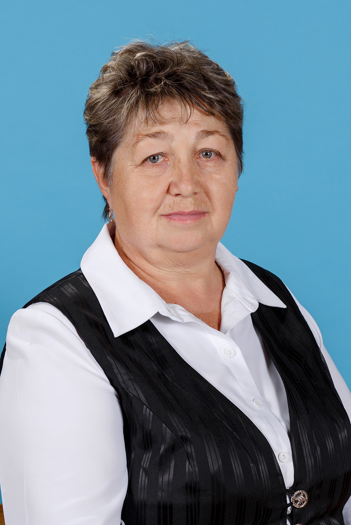 Калинина Александра Ивановна.