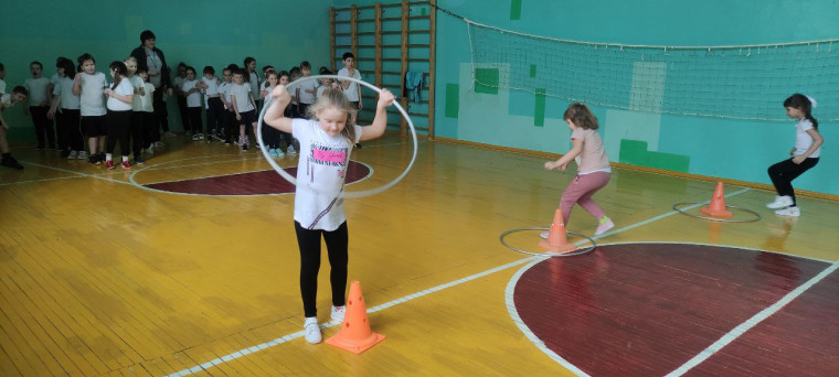 Спортивные игры "Мы сила!".
